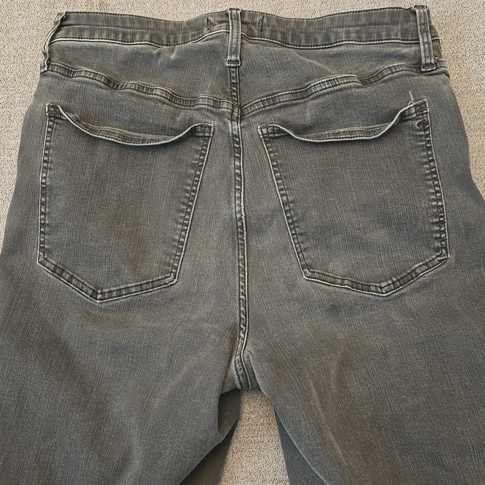 Madewell Charcoal Curvy High-Rise Skinny Jeans Size 32T - Picture 4 of 14
